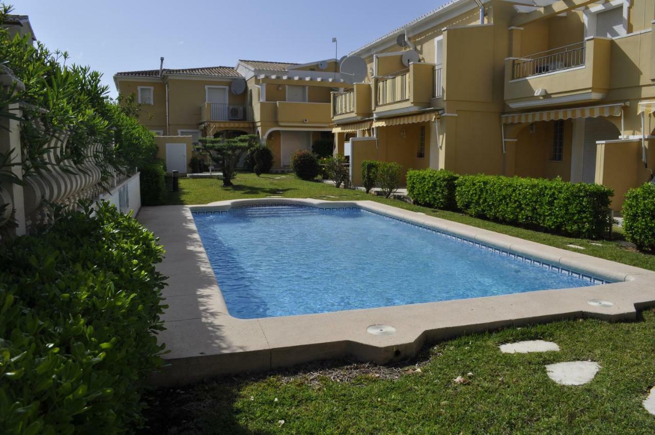 Appartamento Acogedor Adosado Duplex Els Poblets Esterno foto
